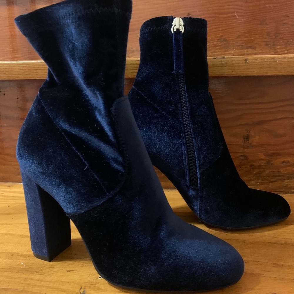 Steve Madden Royal Blue Velvet Boots